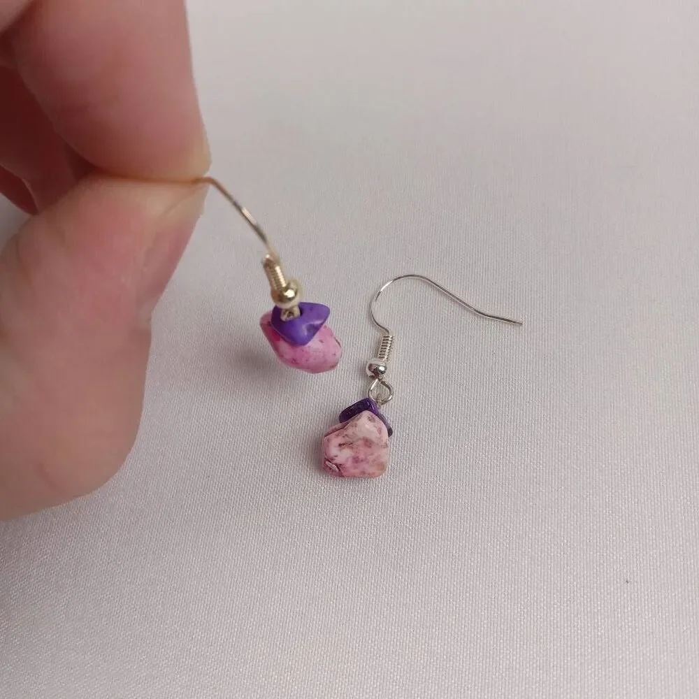 5/$25 CLEARANCE Pink purple stone chip earrings casual bohemian bohochic western - Picture 4 of 5